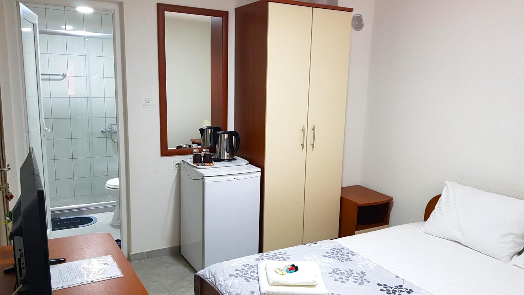 Studio Apartment Lis オフリド エクステリア 写真