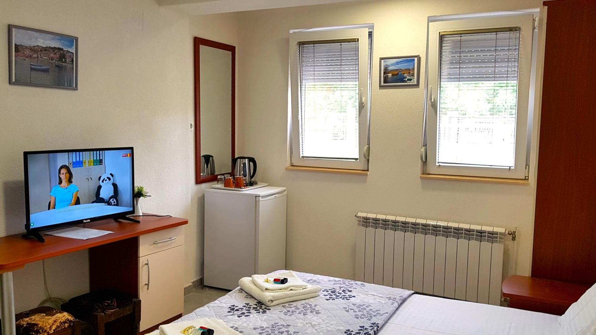 Studio Apartment Lis オフリド エクステリア 写真